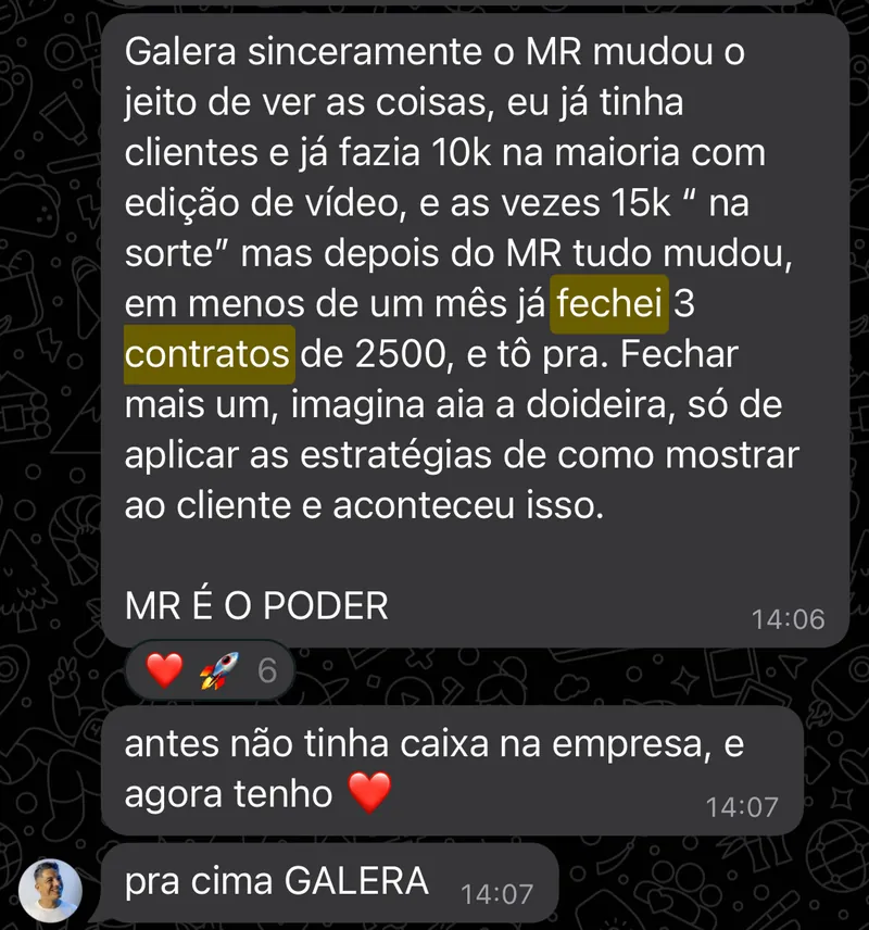 Print: três contratos de R$2.500 em menos de um mês